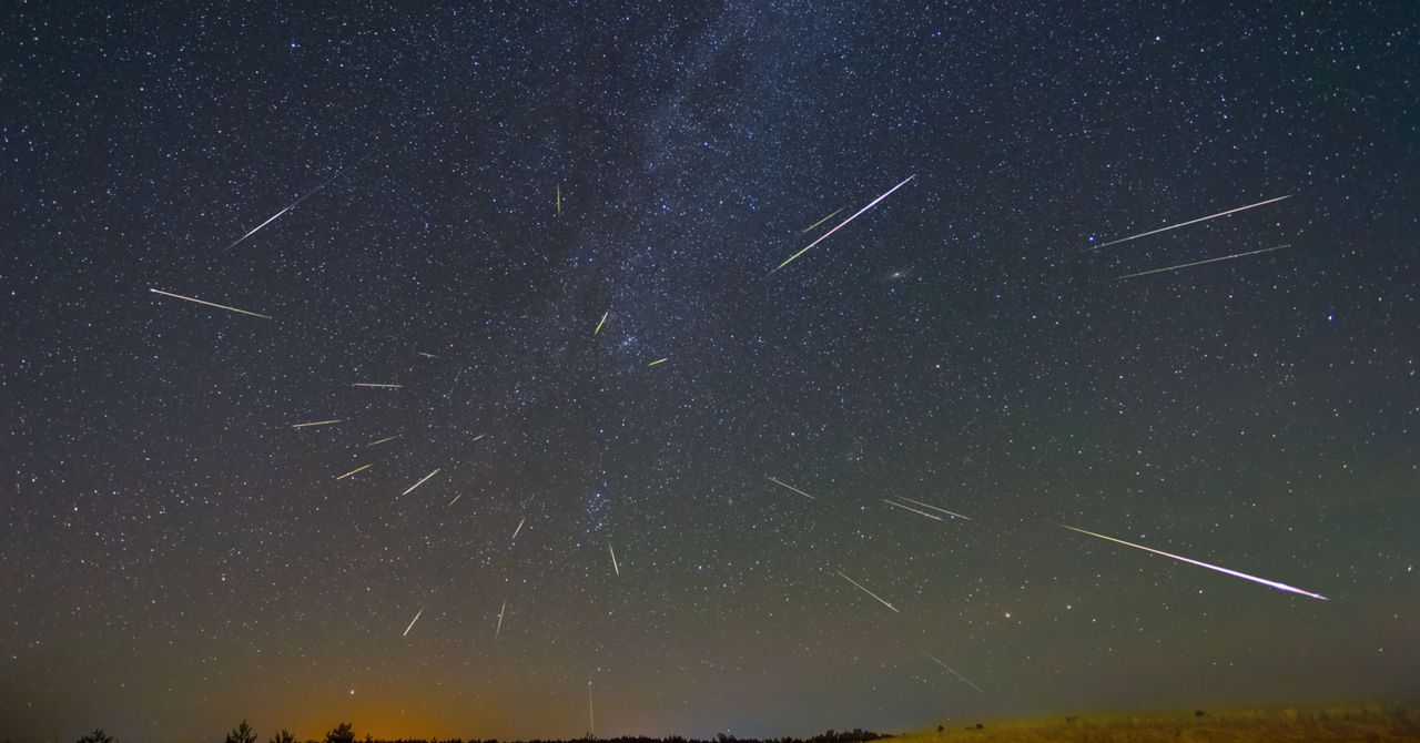 Perseid meteor shower 2026 peaks under moonless August skies