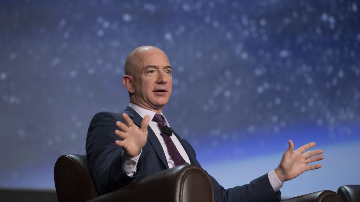 Blue Origin reportedly seeks $10 billion in first private capital raise
