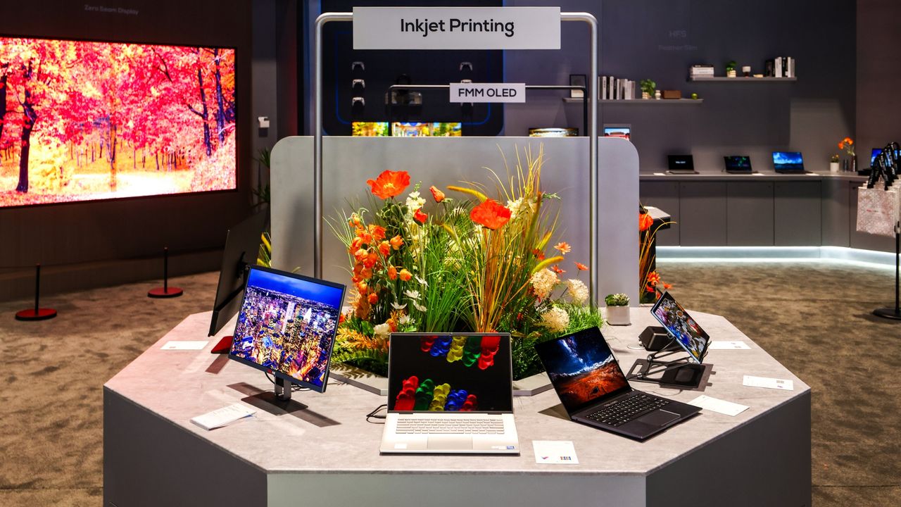 Lenovo says Legion R9000P is first laptop with printed OLED panel