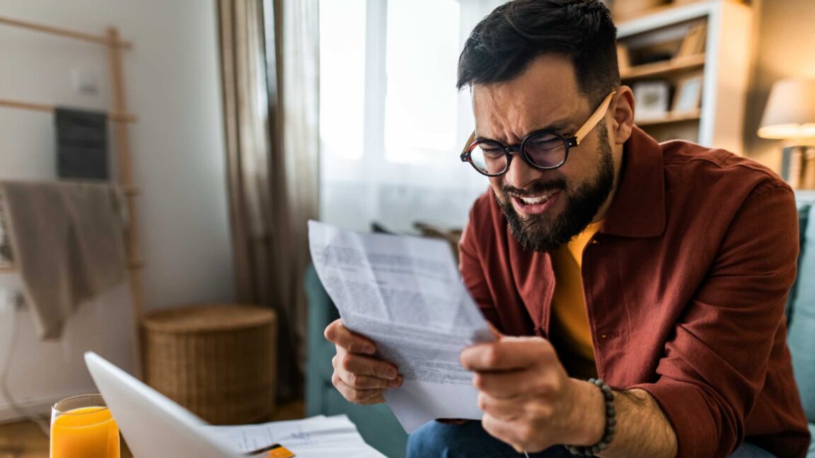 FCC lets broadband providers bundle extra fees on price labels