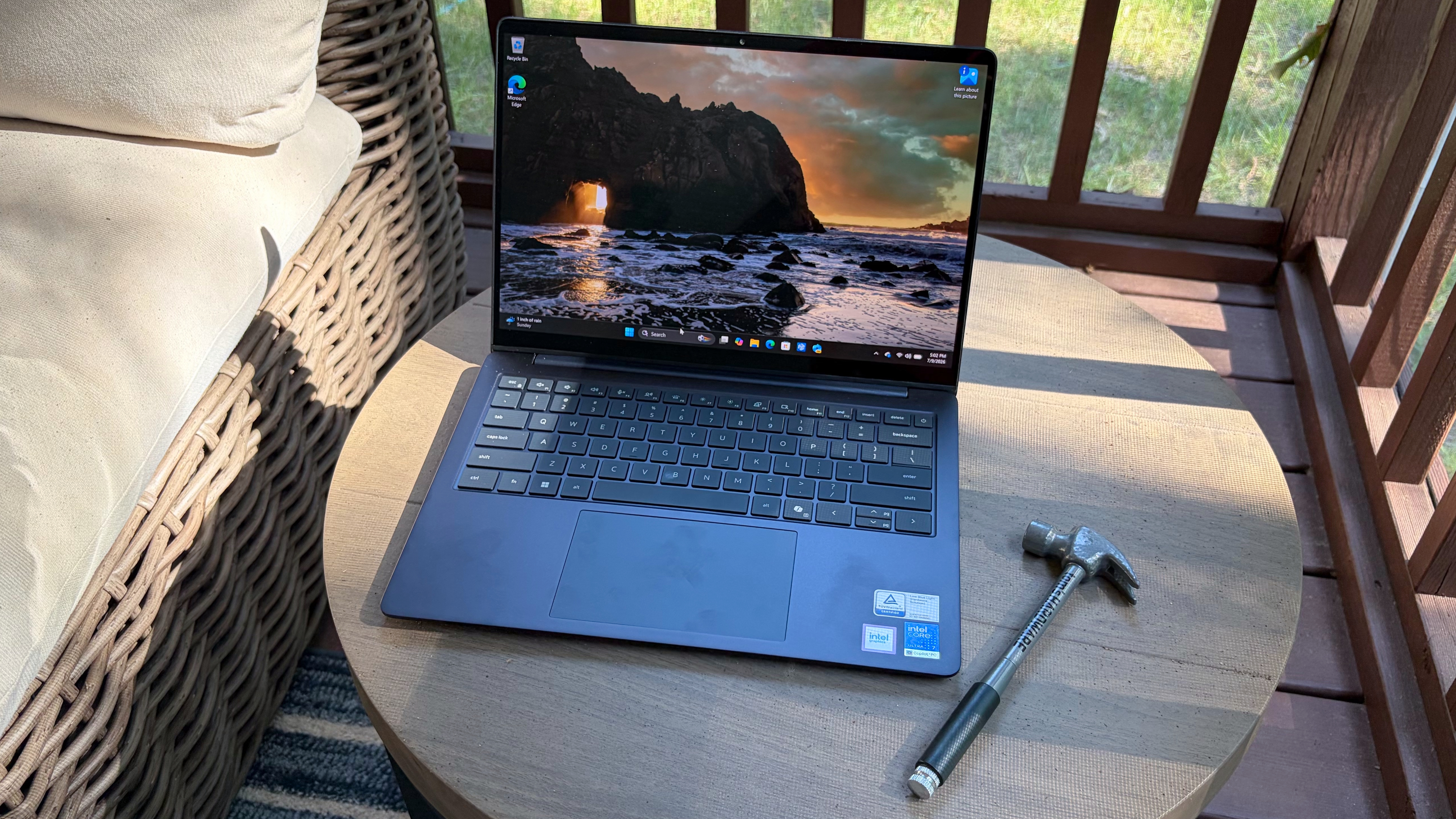 Dell 14S review finds 20-hour battery life for less than XPS 14