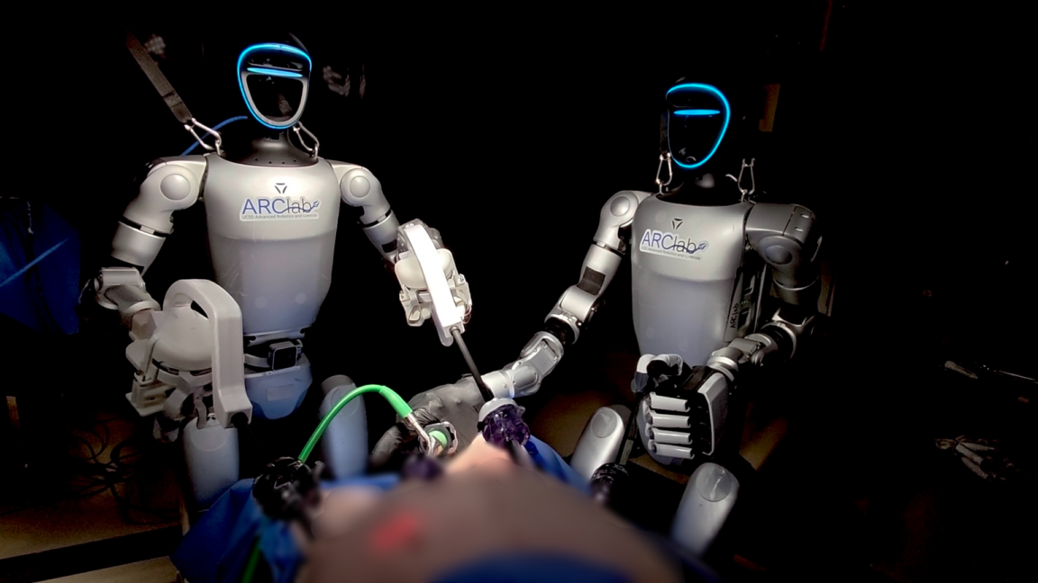Surgeons steer humanoid robots through pig gallbladder operations