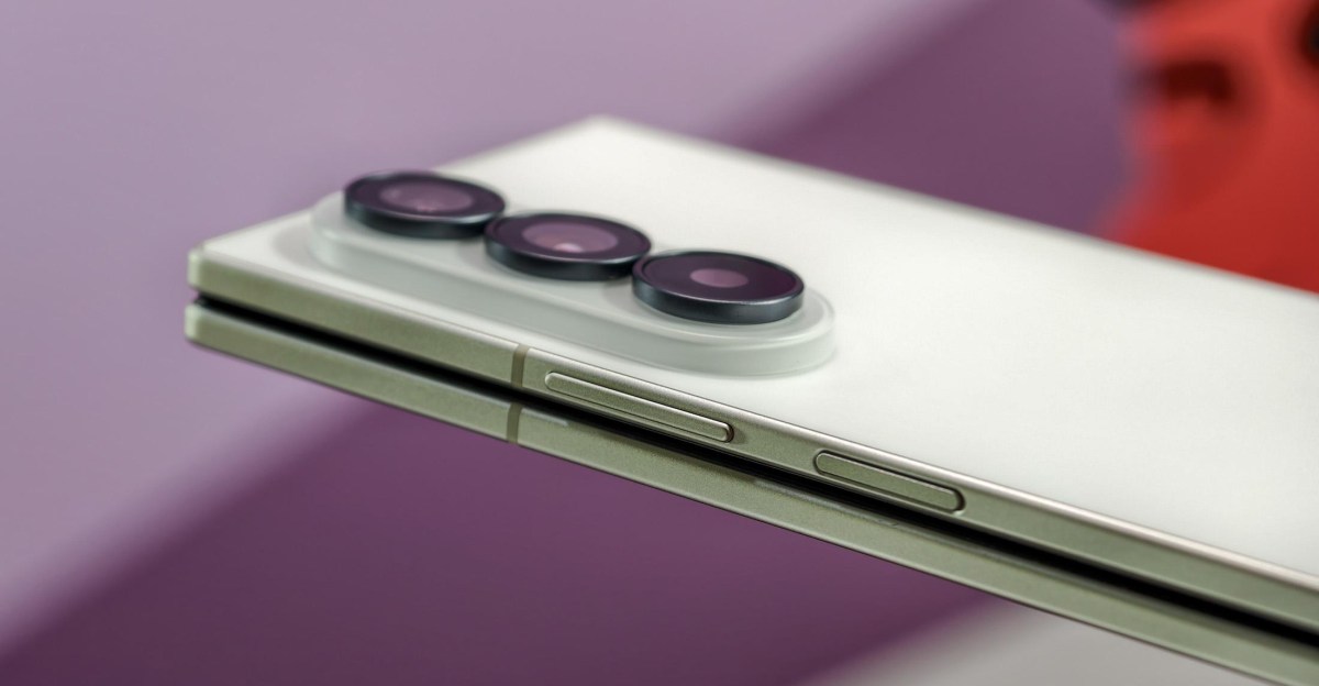 Samsung says titanium layer nearly erases the Z Fold 8 Ultra crease