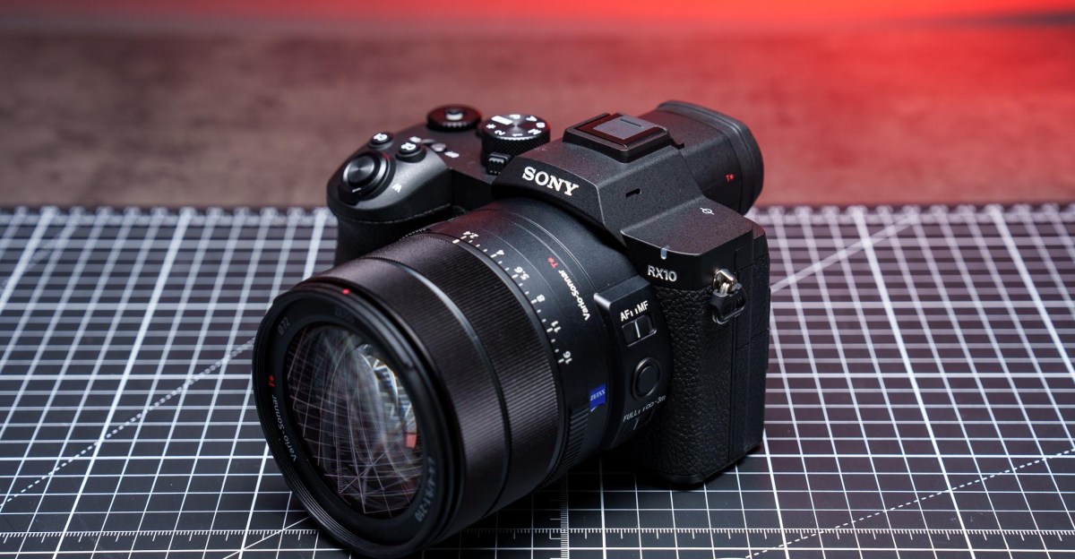 Sony revives RX10 superzoom with 30fps shooting and a $2,300 price