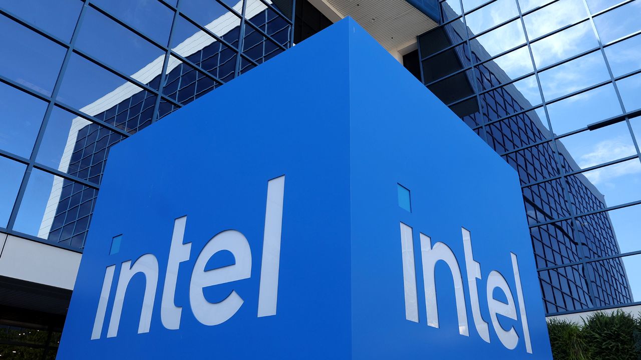 Intel puts €5 billion into Ireland to lift Xeon chip output
