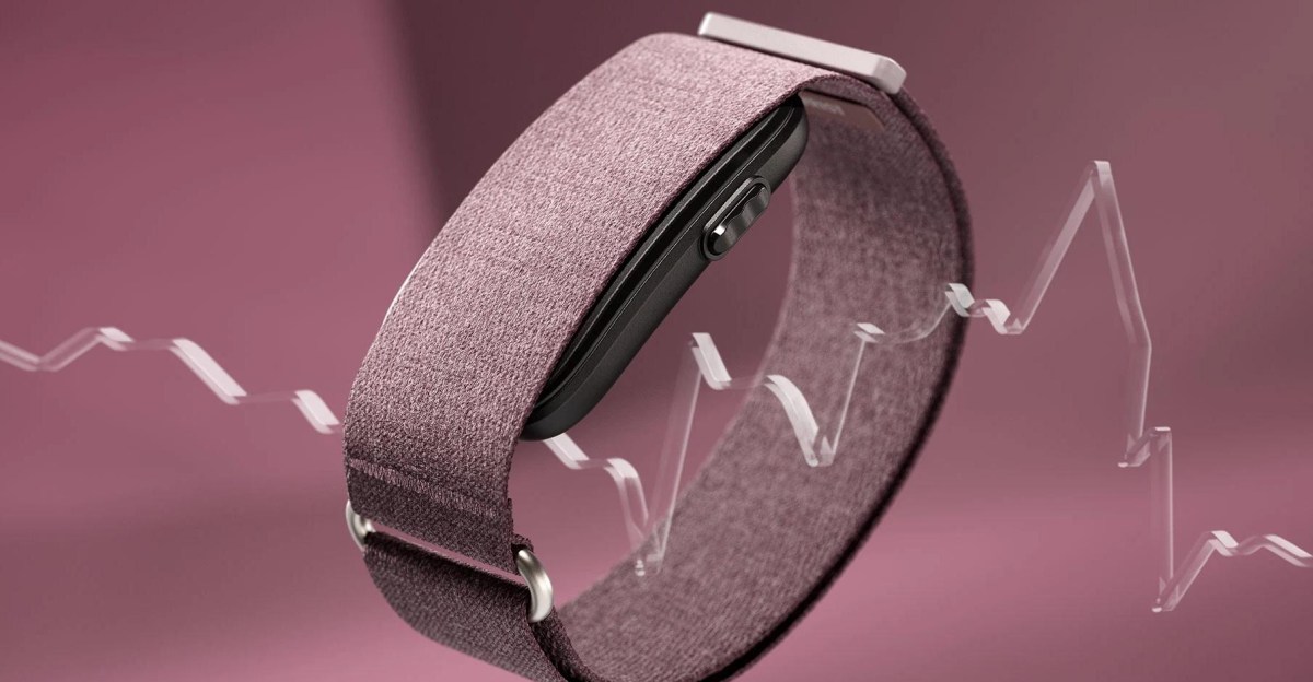 Garmin launches screenless Cirqa fitness band without a subscription