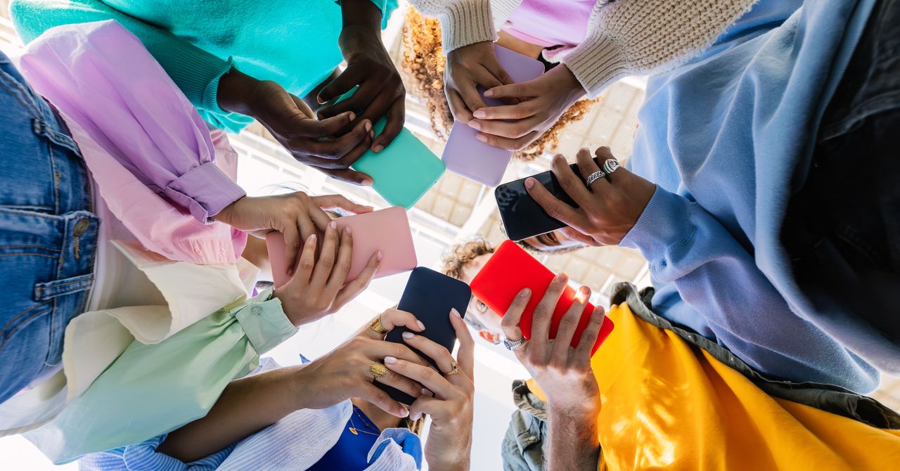 UK plans default overnight social media lockout for older teens