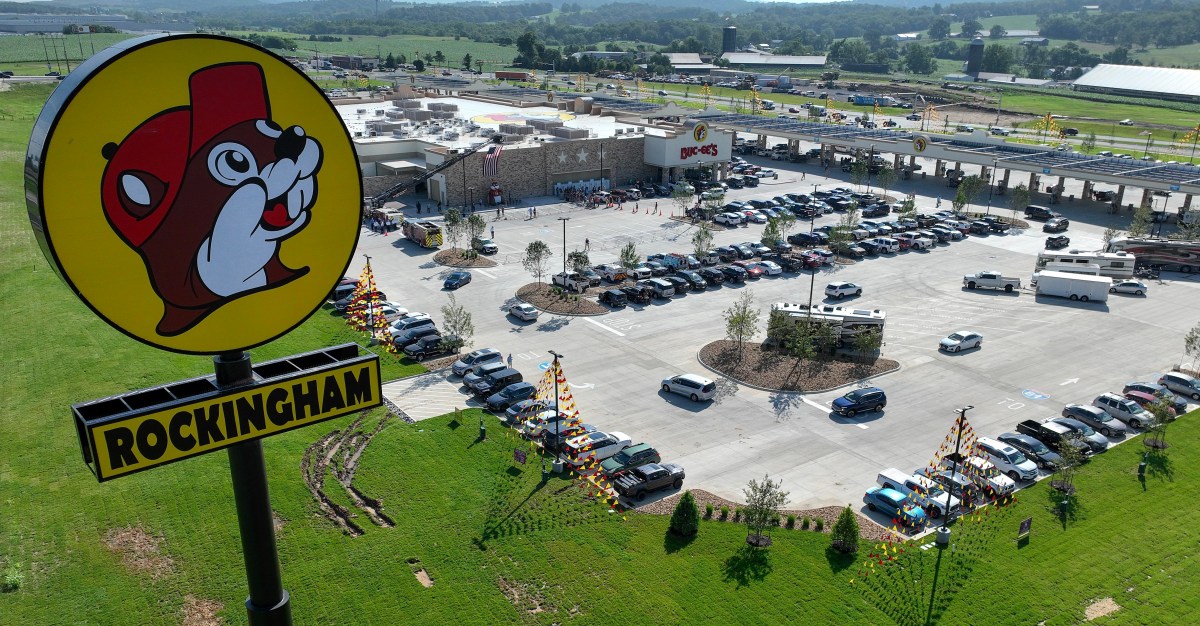 Buc-ee’s Beaver’s Mini Mart lawsuit targets Ohio store’s beaver logo
