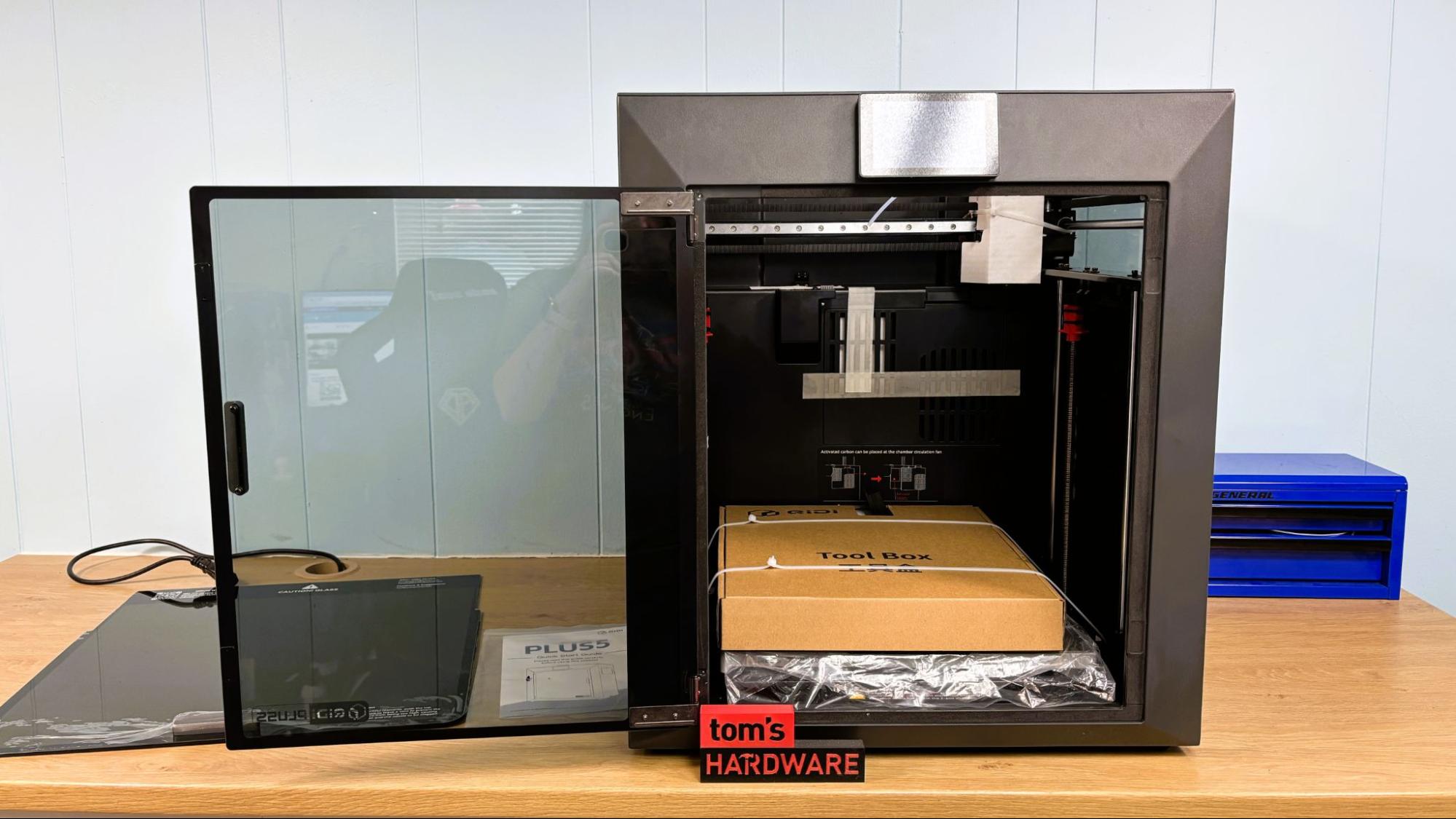 QIDI Plus5 3D printer review: a stronger large-format single-color machine
