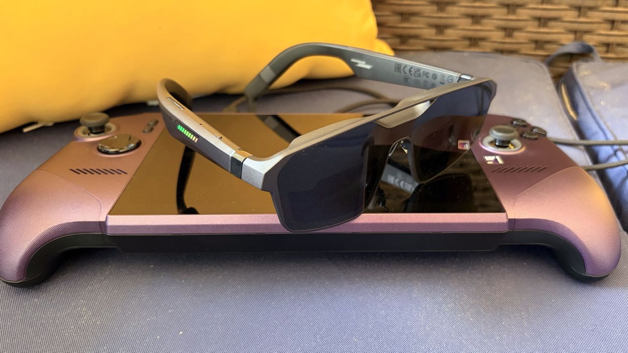 Asus and Xreal pitch 240 Hz AR glasses at gamers, with a catch